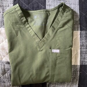 Figs Catarina scrub top size XS Hunter Green